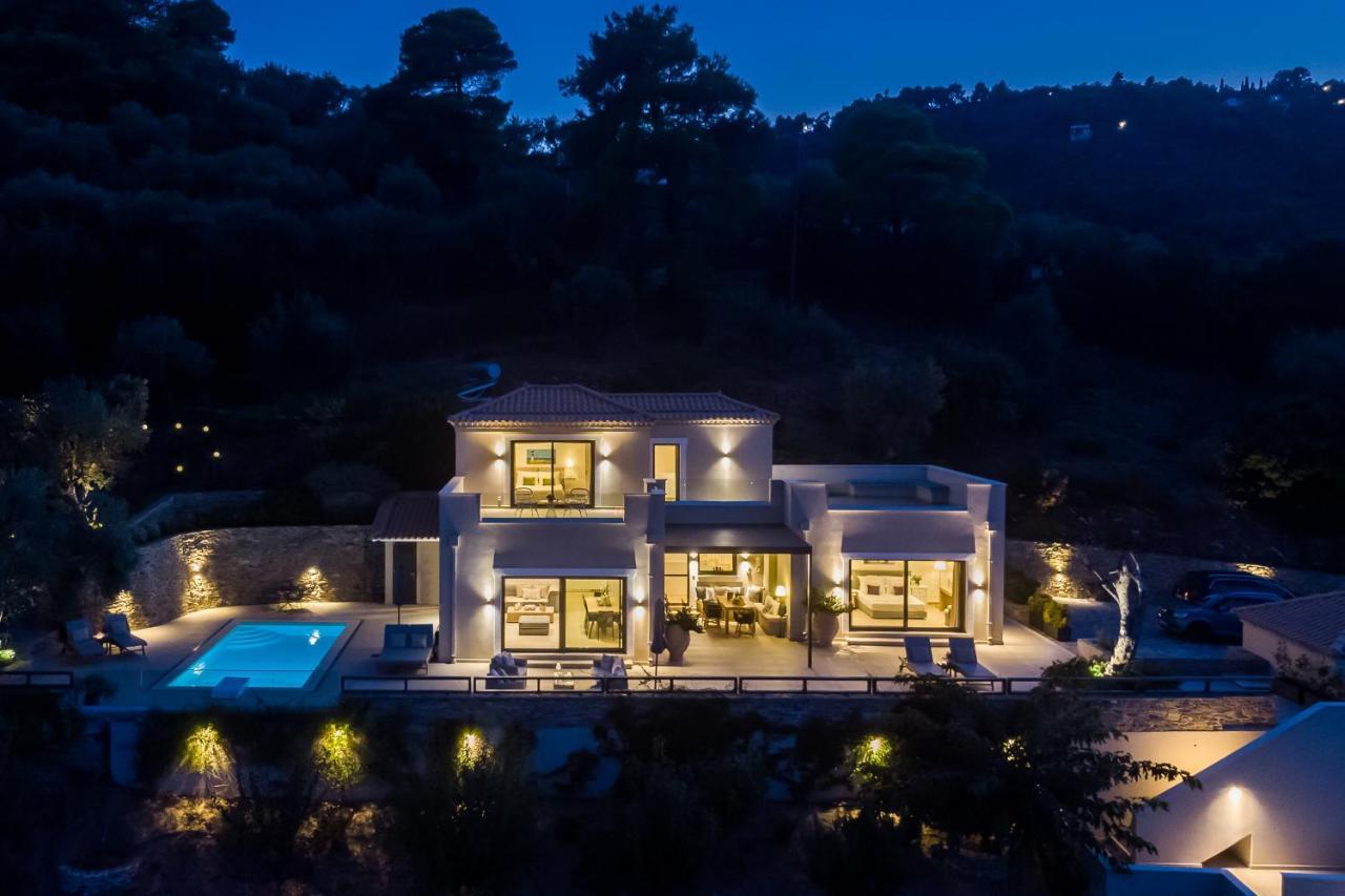 Villa Antigone Luxury Retreat Skopelos Town Bagian luar foto