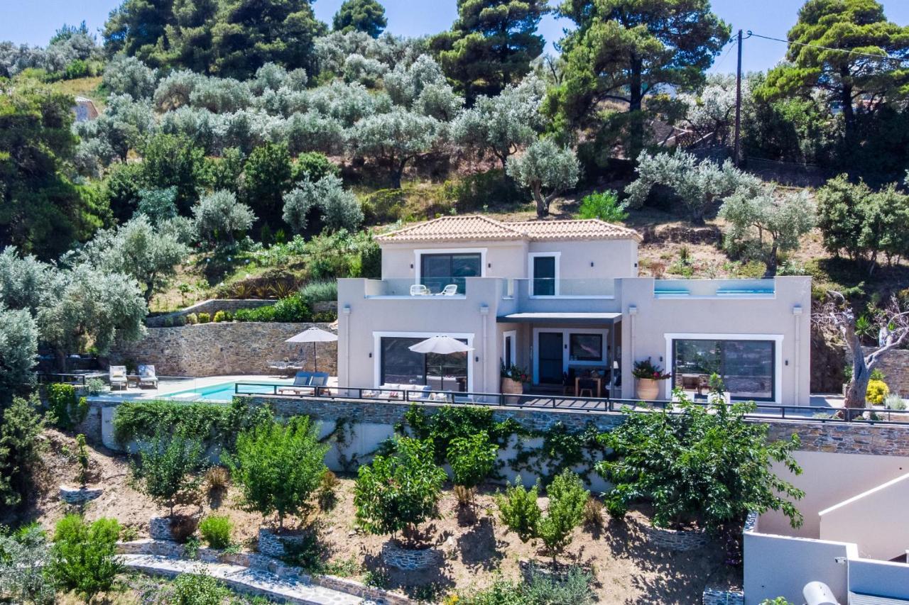 Villa Antigone Luxury Retreat Skopelos Town Bagian luar foto